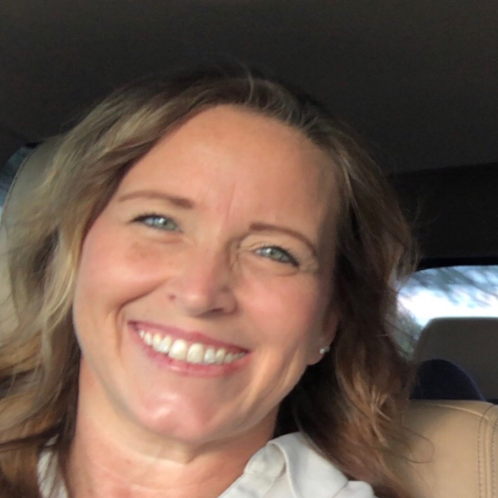 Meet your Posher, Jennifer